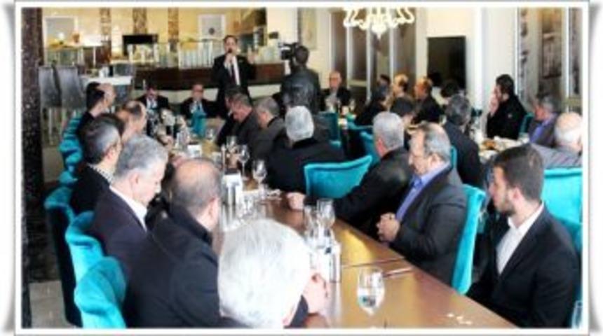 Arslan Organize Sanayi Y&ouml;neticileriyle bir araya geldi.