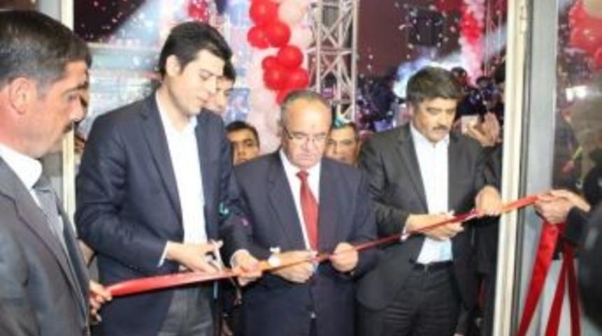 &Ccedil;elik, Elmalıda Se&ccedil;im Ofisi A&ccedil;ılışına Katıldı