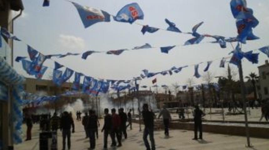 Urla&rsquo;da, Hdp&rsquo;lilerle Vatandaş Arasında Gerginlik Yaşandı