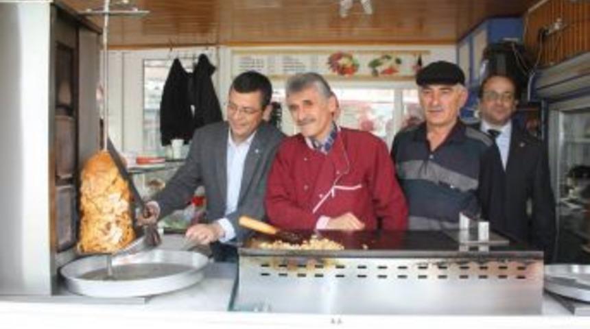 &Ouml;zg&uuml;r &Ouml;zel birinci sırada