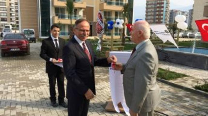 Manisa yunusemre belediye il&ccedil;e başkanı adayı bir t&uuml;rl&uuml; yorulmuyor