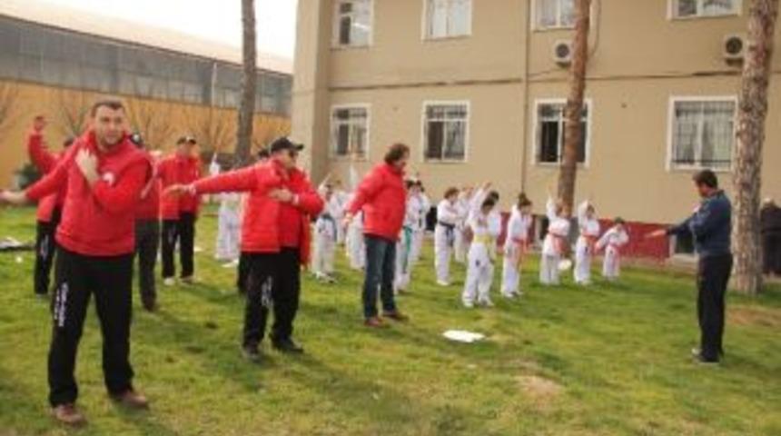 Sağlık İ&ccedil;in Hareket Ettiler