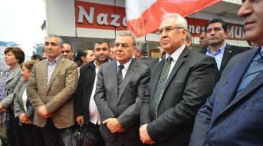 Başkan Kocaoğlu, Karabağlar Se&ccedil;im B&uuml;rosunu A&ccedil;tı