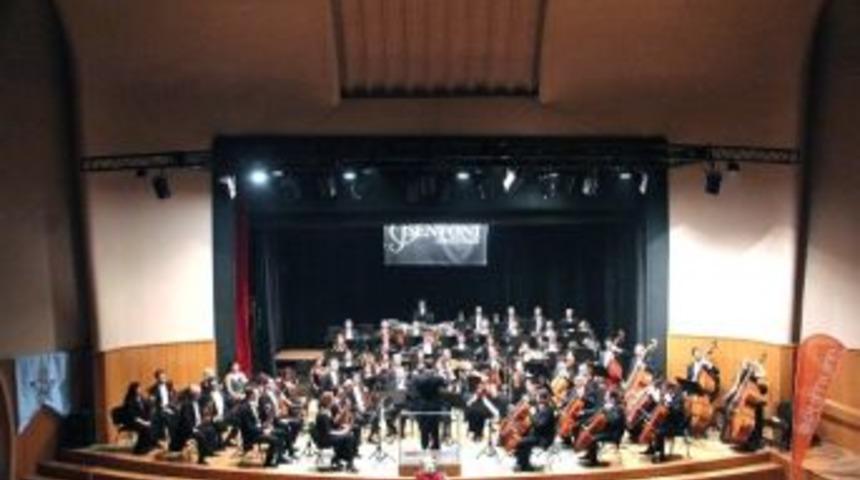&Ccedil;dso, Thk&rsquo;nın 40. Yılını Konserle Kutladı