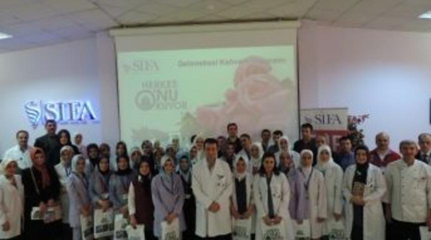 Şifa &Ccedil;alışanları Da &lsquo;herkes O&rsquo;nu Okuyor&rsquo; Kervanına Katıldı
