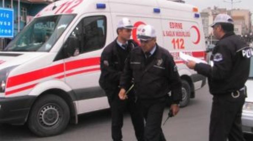 Otomobilin &Ccedil;arptığı Yaya Yaralandı