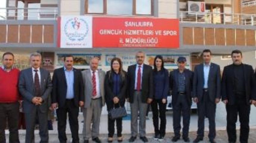 Gen&ccedil;lerin, Gen&ccedil;lik Merkezlerine Y&ouml;nlendirilmesi &Ccedil;alışmaları