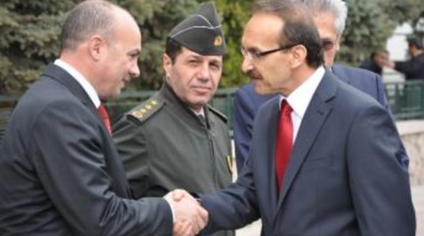 Yeni Uşak Valisi Seddar Yavuz G&ouml;rev Başı Yaptı