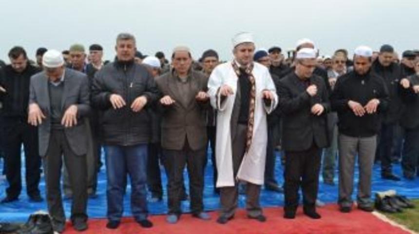 Keşan&rsquo;da Vatandaşlar Yağmur Duasına &Ccedil;ıktı