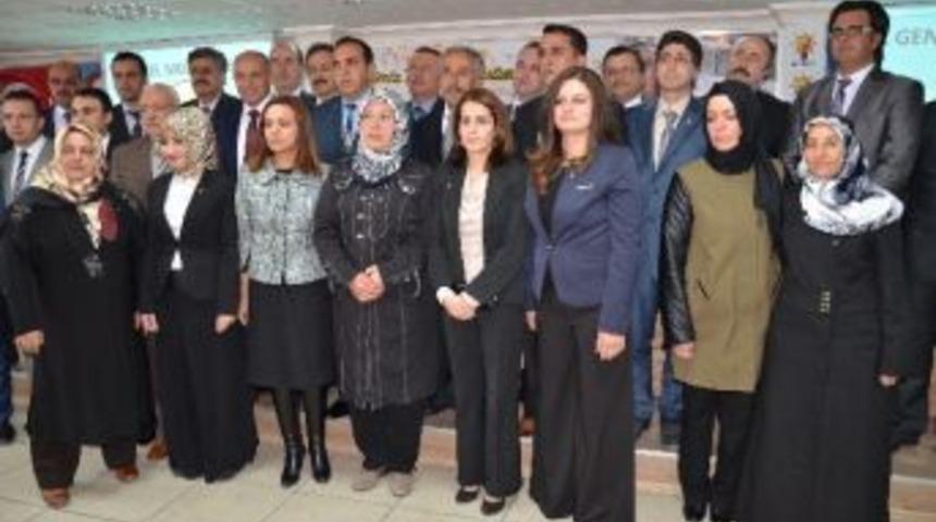 Karaman&rsquo;da Ak Parti, İl Genel Ve Belediye Meclis Adaylarını Tanıttı