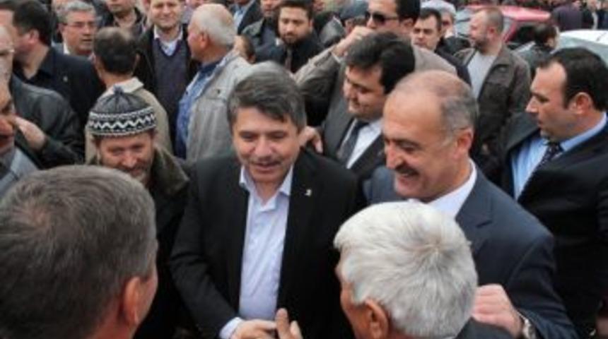 Tanrıverdi'ye 777 Ara&ccedil;lık Konvoy İle Coşkulu Karşılama