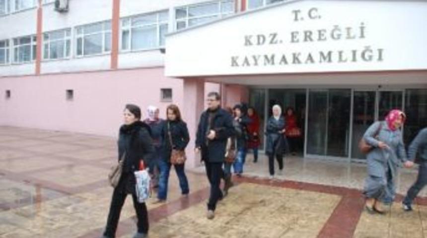 Kaymakamlığa Giden Veliler, &Ccedil;&ouml;z&uuml;m İstedi