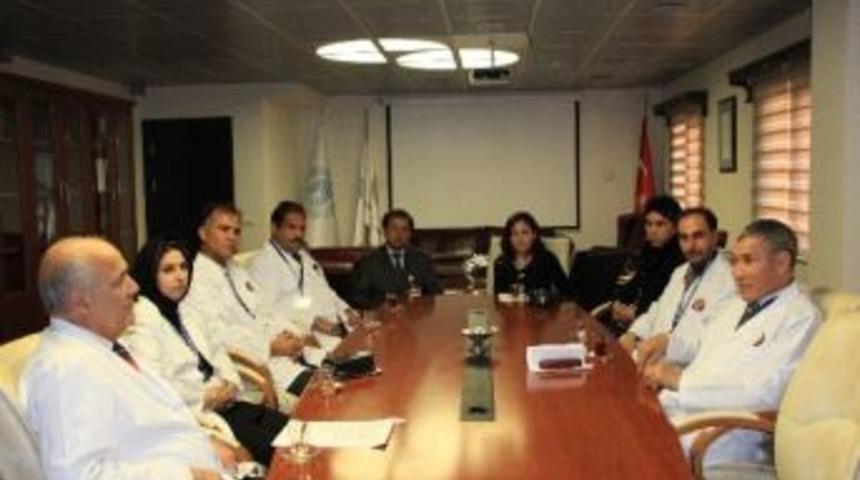 Afganistan Atat&uuml;rk &Ccedil;ocuk Hastanesi Personeline Eğitim