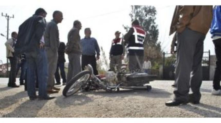 Motosikletin &Ccedil;arptığı Minik G&uuml;lseli Hayatını Kaybetti