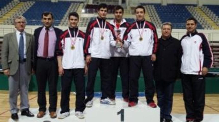 Yalova Bah&ccedil;eşehir Koleji T&uuml;rkiye Şampiyonu Oldu