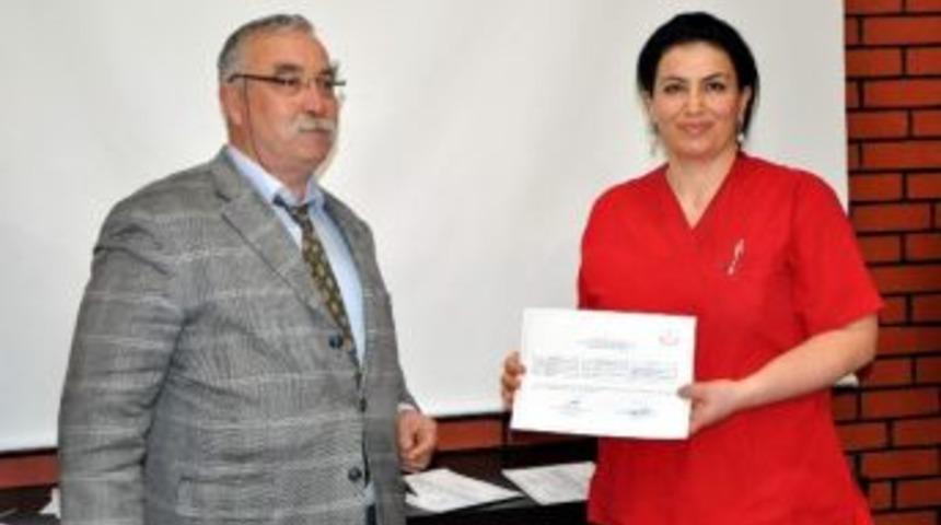 Sağlık &Ccedil;alışanları Sertifikalarını Aldı