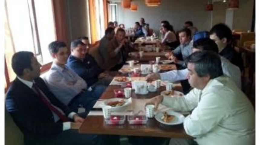 Esog&uuml; Hastanesi&rsquo;nde İ&ccedil; Değerlendirme Ve Motivasyon Toplantısı