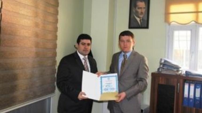 Cizre Kaymakamı Koca&rsquo;dan Vergi Dairesi M&uuml;d&uuml;r&uuml; Şimşek'e Başarı Belgesi