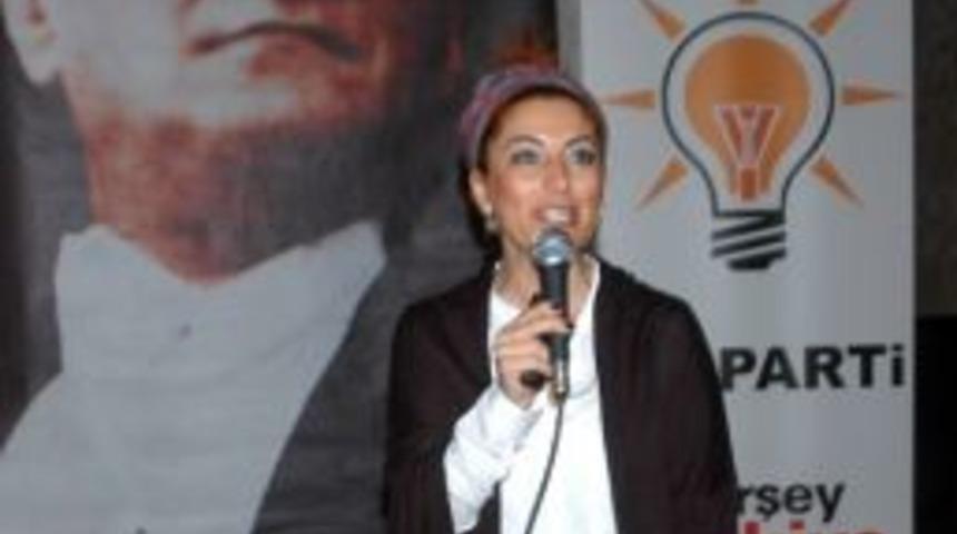 Ak Parti Kadın Kolları Toplandı