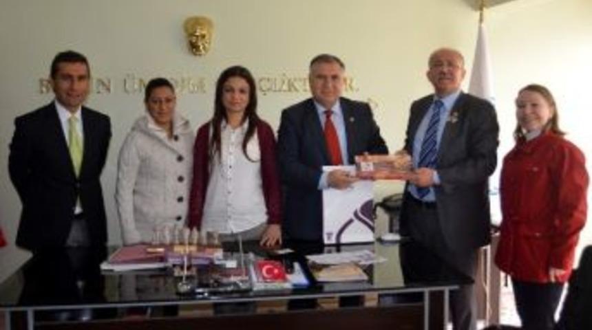 &Ccedil;ovak&rsquo;tan Gelen Heyet, Bağcı&rsquo;yı Ziyaret Etti