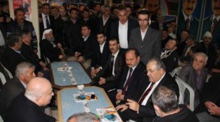 Uslu&rsquo;dan Ak Parti Alaca Se&ccedil;im B&uuml;rosu&rsquo;na Ziyaret