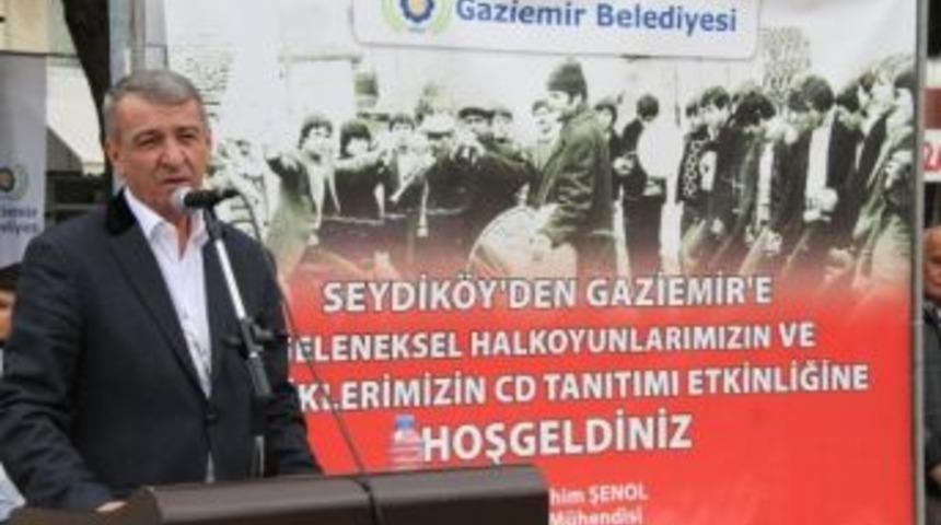 Başkan Şenol'dan Halkoyunları Alb&uuml;m&uuml;