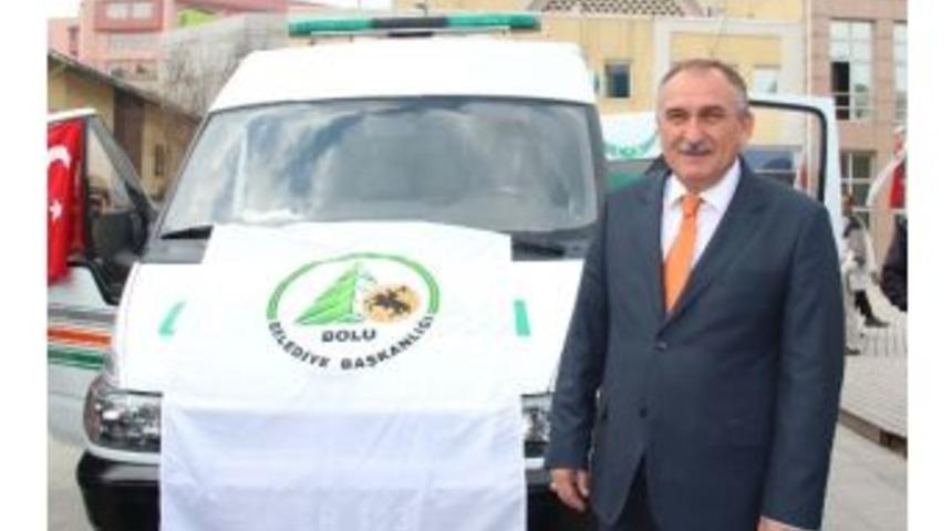 Hayırsever İşadamı Belediye&rsquo;ye Cenaze Aracı Hibe Etti