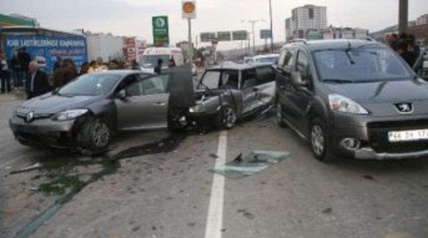 Yozgat&rsquo;ta Zincirleme Trafik Kazası Ucuz Atlatıldı