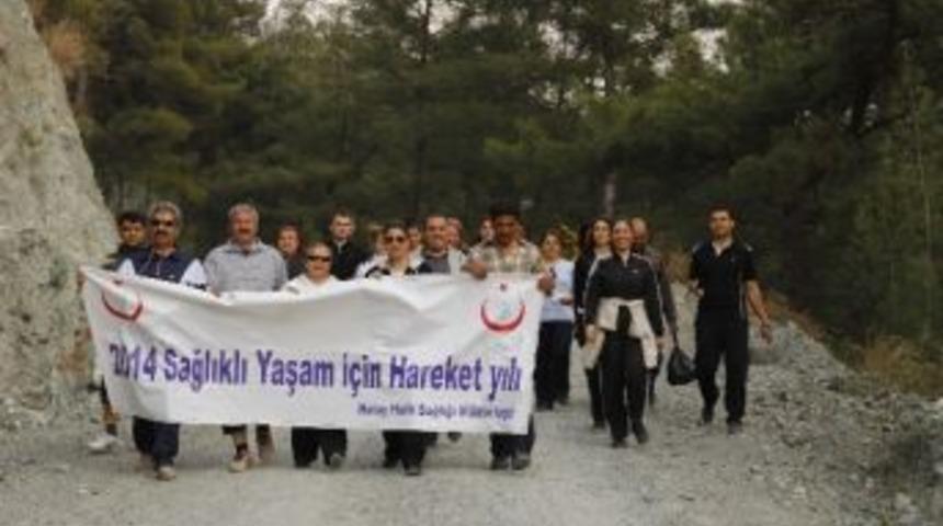 D&ouml;rtyol'da Sağlık &Ccedil;alışanları "sağlıklı Yaşam İ&ccedil;in" Y&uuml;r&uuml;d&uuml;