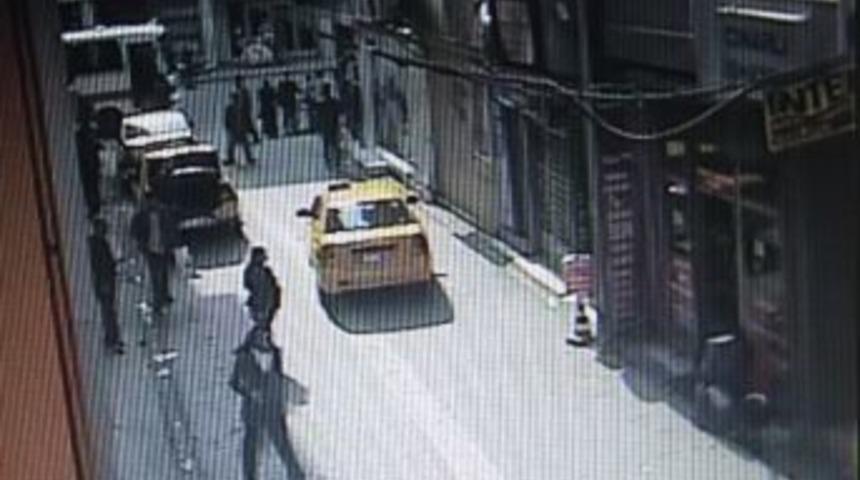 (özel Haber) Kendini Darp Eden Eski Sevgilisini Bıçakladı