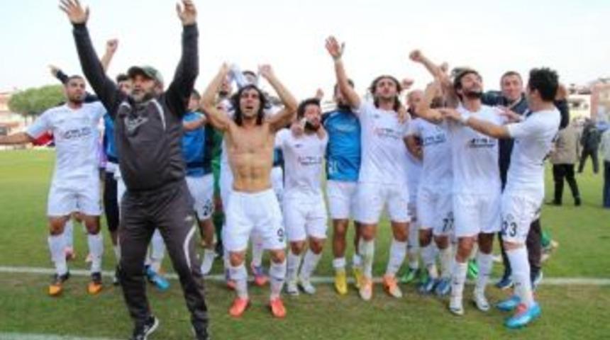 Nazilli Belediyespor 17 Ma&ccedil;tır Yenilmiyor