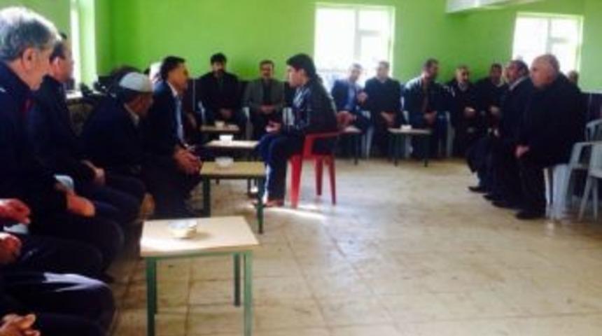 Ak Parti Heyeti G&ouml;kdere K&ouml;y&uuml;n&uuml; Ziyaret Etti