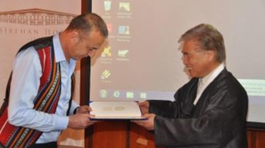 Tahir Tekin &Ouml;ztan&rsquo;a Wco Tarafından D&uuml;nya Vatandaşlık Beratı Verildi