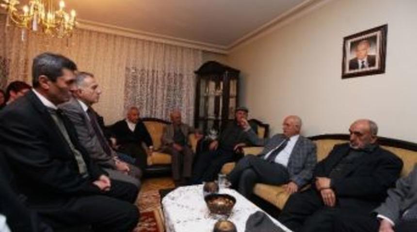 Yenimahalleliler Kapılarını Yaşar&rsquo;a A&ccedil;tı