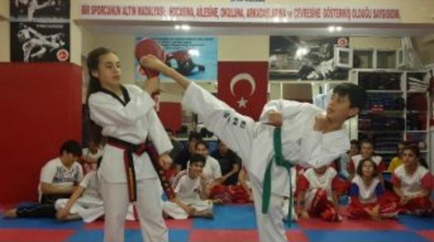 Diyarbakırlı Minik Sporcular Madalya Peşinde