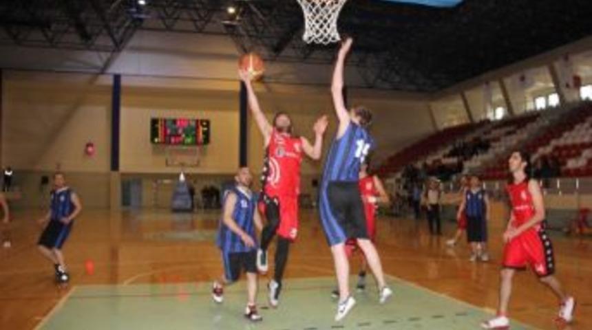 Rekt&ouml;rl&uuml;k Kupası Ma&ccedil;ları Başladı