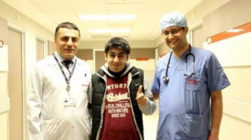 &Uuml;&ccedil; Yıllık Uyku Sorunu Ameliyatla Sona Erdi