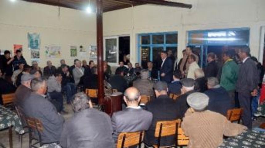 Sel&ccedil;uk&rsquo;un K&ouml;ylerinde Mhp R&uuml;zg&acirc;rı Esiyor