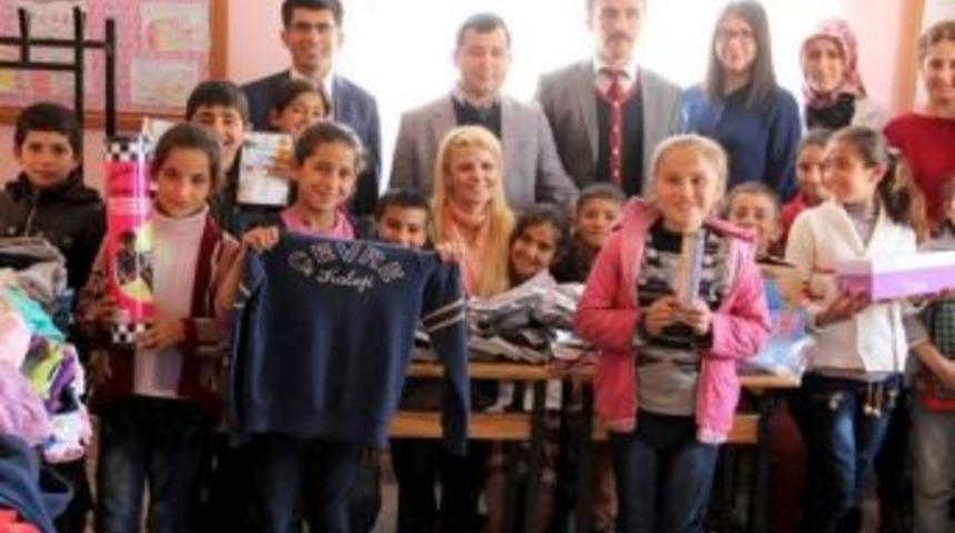 İstanbul &Ouml;zel &Ccedil;evre İlkokulu'ndan Silopili &Ouml;ğrencilere Yardım