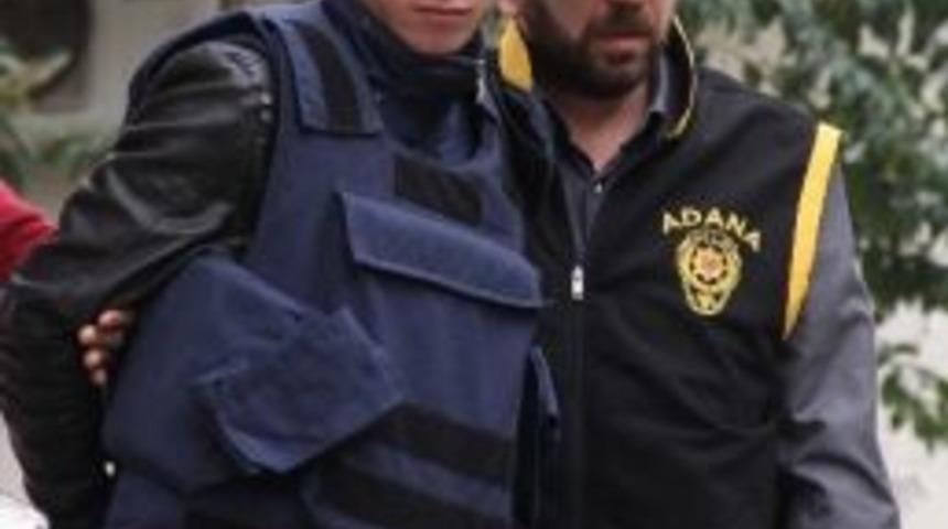 Kapısını &Ccedil;alıp Ka&ccedil;an İki Suriyeli &Ccedil;ocuğu Vurdu