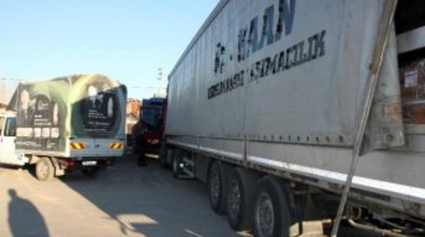 &Uuml;niversite &Ouml;ğrencileri Van&rsquo;a Yardım G&ouml;nderdi