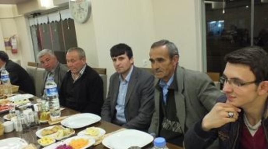 Muhtarlar 'beraberlik Yemeği'nde Buluştu