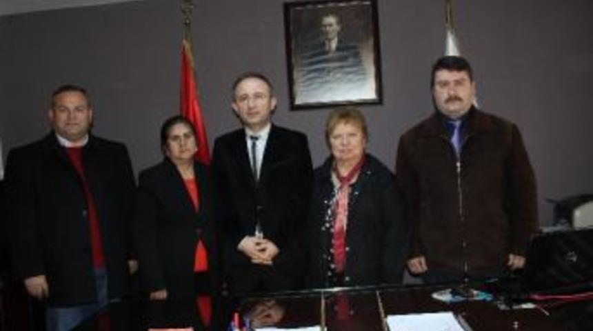 Diyaliz Derneğinden İl Sağlık M&uuml;d&uuml;r&uuml;ne Ziyaret