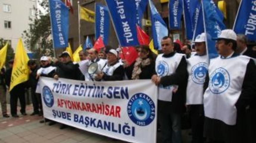 Afyonkarahisar&rsquo;da Milli Eğitim Bakanlığı Yasa Tasarısı Protestosu