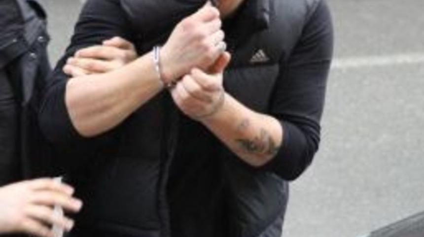 Mhp Adaylarının Kazasında Silahla Ateş A&ccedil;an Gen&ccedil; Tutuklandı