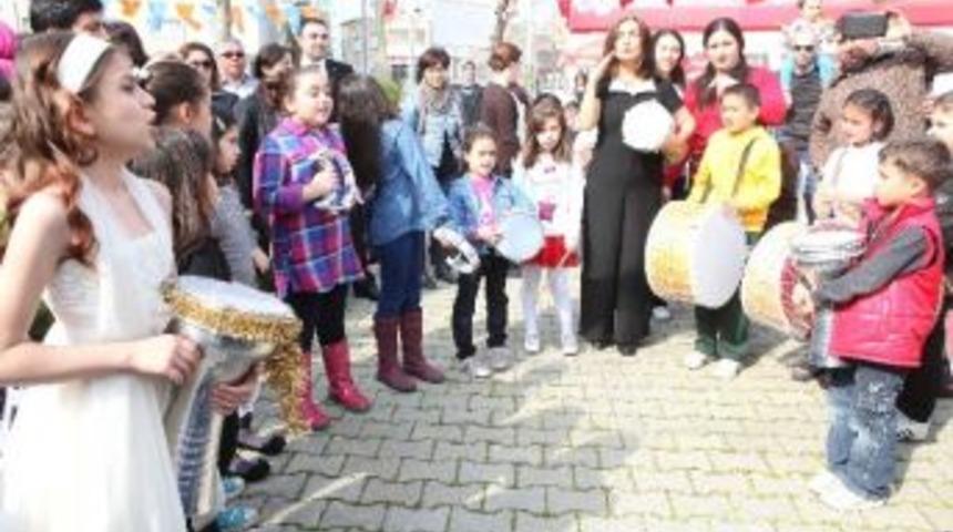 Bayraklı'nın H&uuml;nerli Minikleri