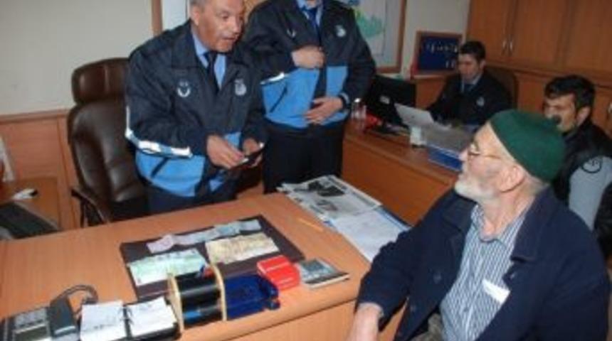 Gediz Zabıta Personelinden İnsanlık Dersi