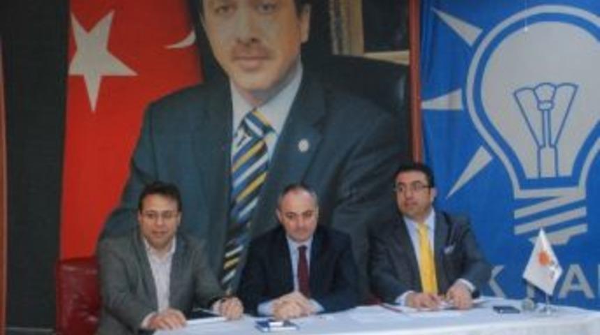 Yerel Se&ccedil;ime Doğru