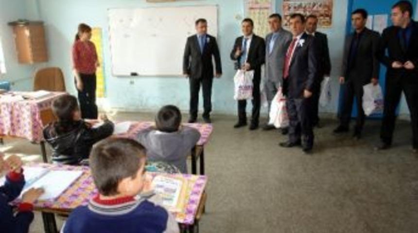 Y&uuml;ksekova'da Vergi Haftası Etkinlikleri