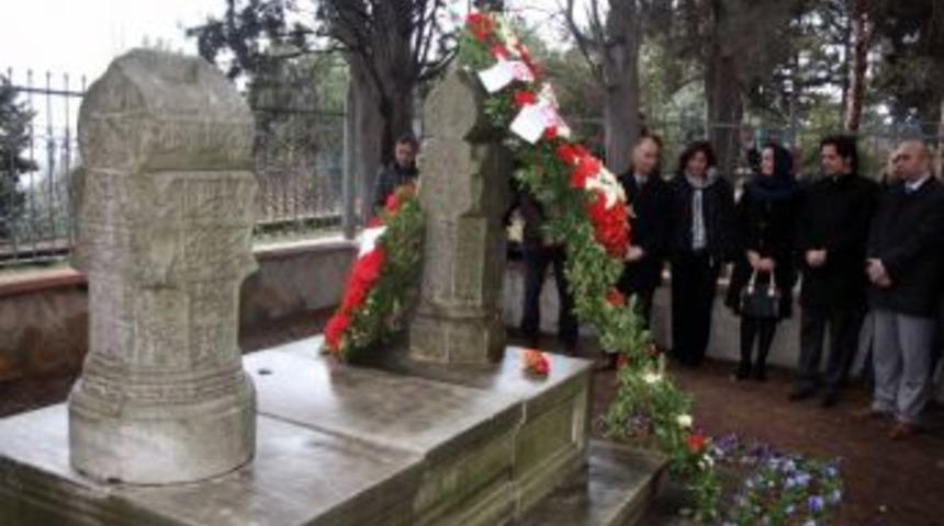 Osman Hamdi Bey Kabri Başında Anıldı